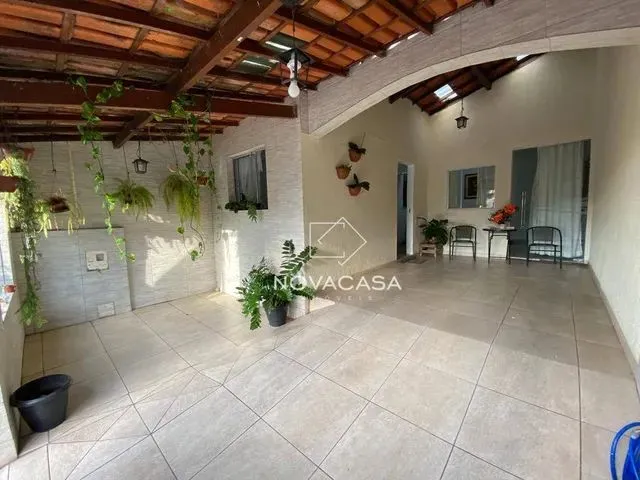 Imagem: Casa com 3 Dormitórios para Alugar, 150