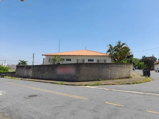 Imagem: Casa com 4 Dormitórios para Alugar, 754