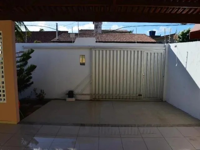Imagem 2: Casa em Ponta Negra 3 Quartos