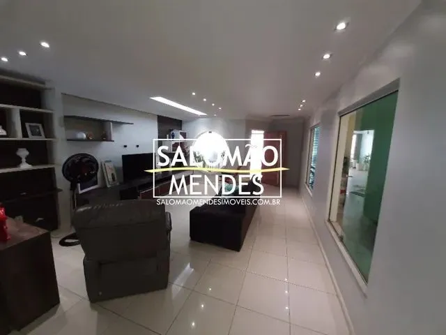 Imagem 11: Casa com Dois Pisos, 3 Suítes, Porcelanato, Documentada