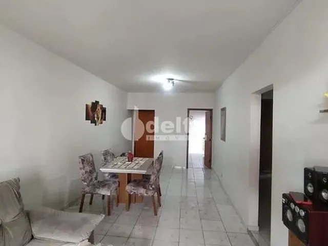 Imagem: Apartamento À Venda, 3 Quartos, 1 Suíte
