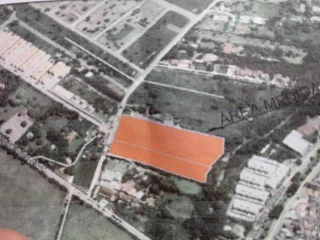 Imagem: Lote com Área de 19700 M²