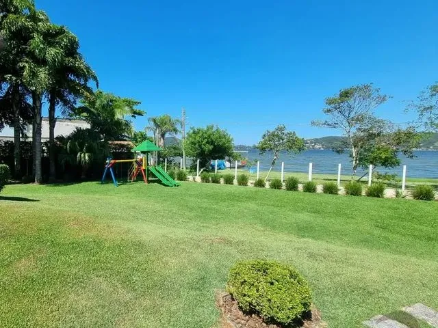 Imagem: Casa de Condomínio para Venda Possui 165