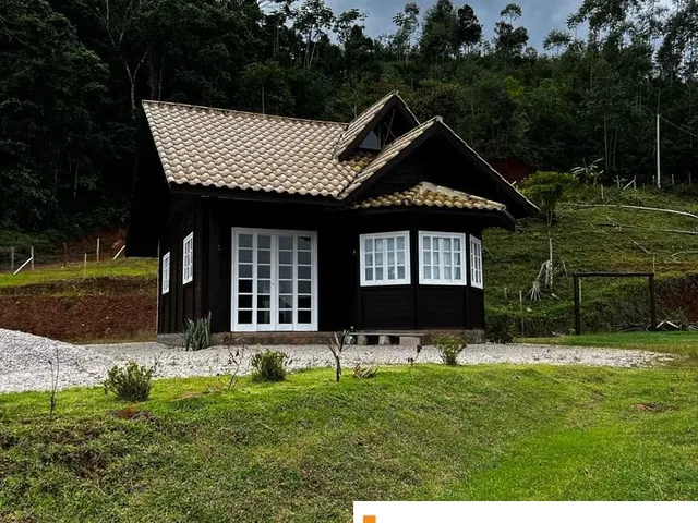 Imagem: Sítio a Venda em Tijucas com Lago