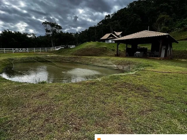 Imagem 5: Sítio a Venda em Tijucas com Lago