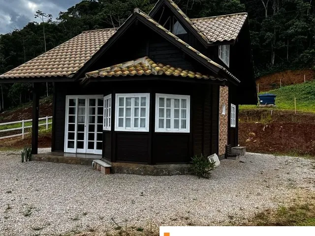Imagem 12: Sítio a Venda em Tijucas com Lago