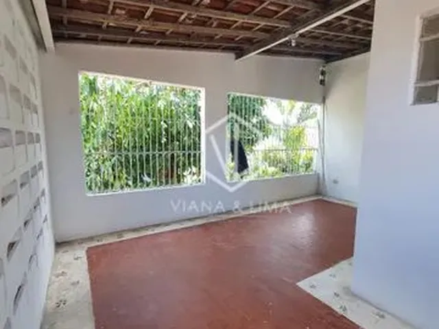 Imagem 9: Casa para Aluguel Ou Venda Possui 295 Metros Quadrados com 4 Quartos em Cordeiro - Recife
