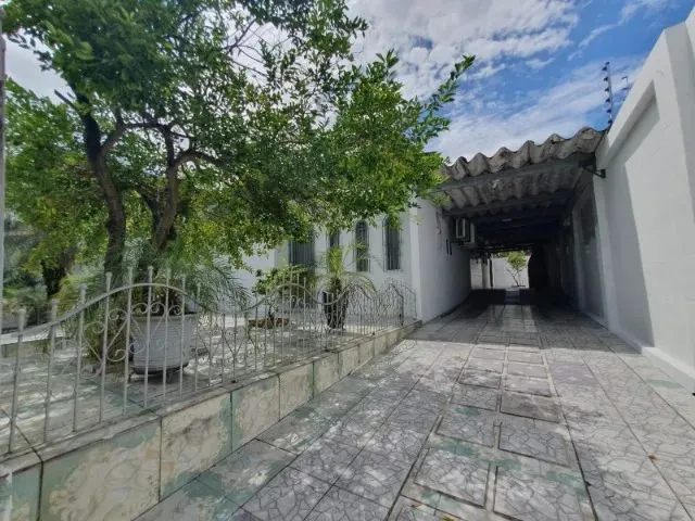 Imagem: Casa com 04 Quartos Sendo 02 Suítes no