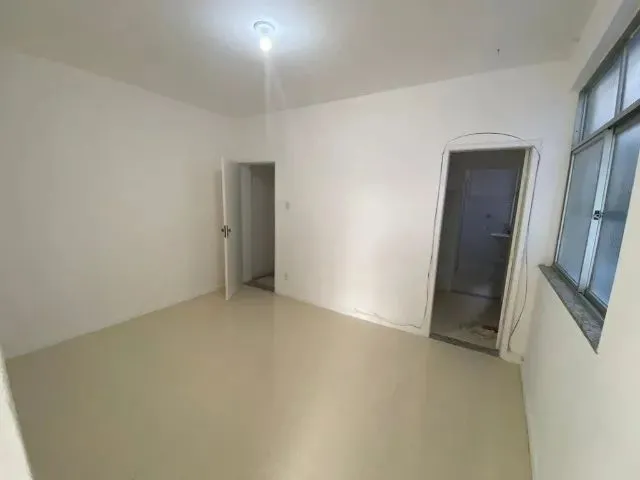 Imagem 3: Alugo Apartamento 2/4 com Dependência Completa, Centro 2 de Julho