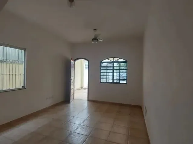 Imagem: Lsc - Excelente Sobrado de 3 Quartos em