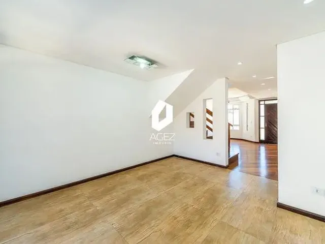 Imagem 11: Casa Ampla com Edícula e 5 Vagas de Garagem!