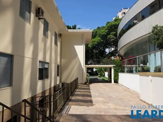Imagem 10: Casa Térrea - Centro - Sc