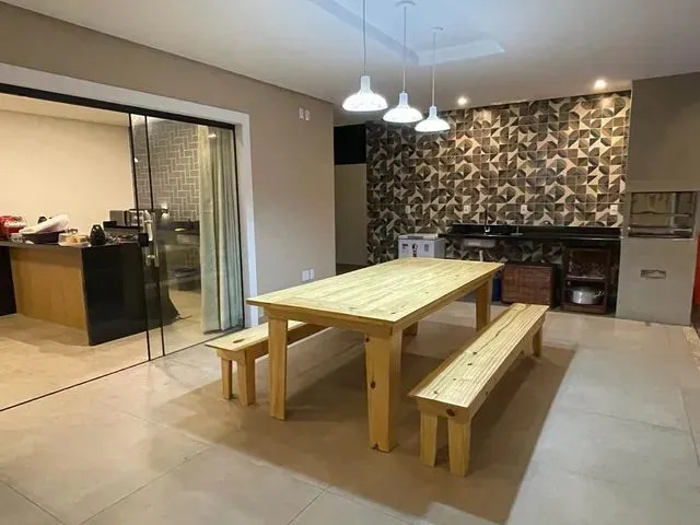 Imagem 15: Venda Casa com 4 Suítes - Perto Rio e Mar