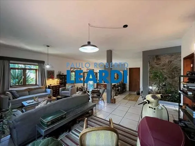 Imagem: Casa em Condomínio - Granja Viana II