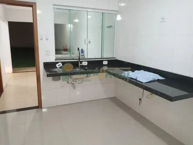 Imagem 4: Venda Casa com 3 dormitórios