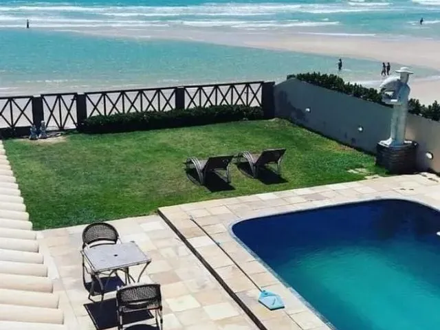 Imagem: Alugo Mansão Casa na Praia do Presídio