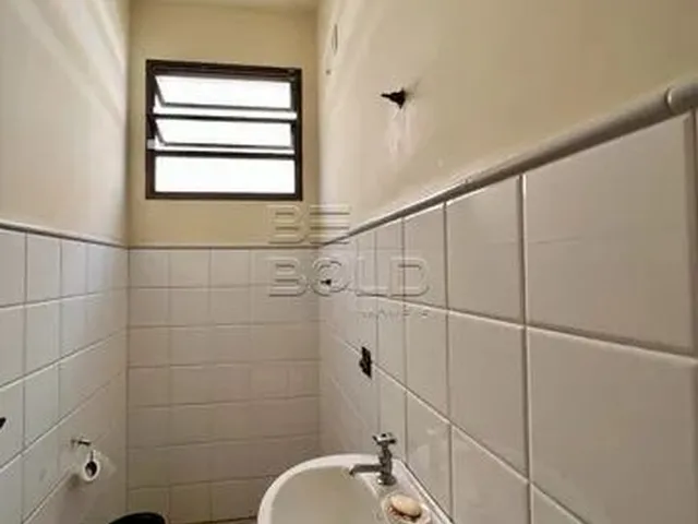 Imagem 2: Casa 4 Dormitórios em Coqueiros