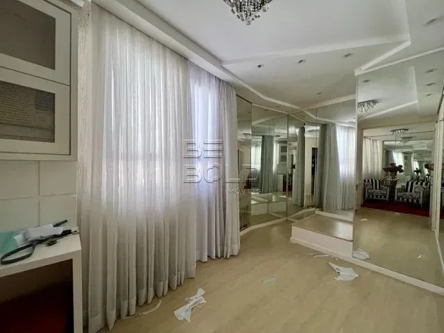 Imagem 12: Casa 4 Dormitórios em Coqueiros