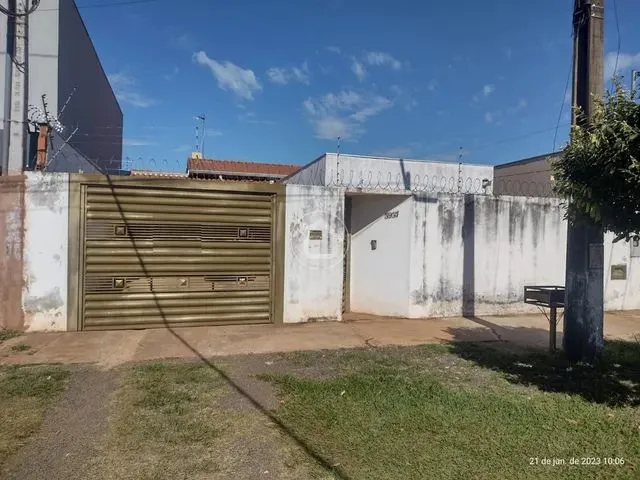 Imagem 1: Casa com 04 Dormitórios no Jardim São Conrado