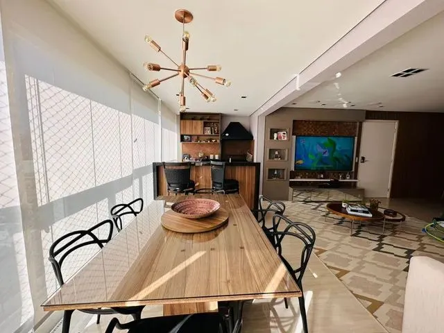 Imagem: O apartamento possui 3 Dormitórios, 3 Suítes, 4