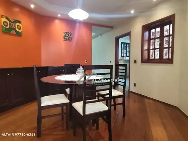 Imagem: Sobrado com 6 Dormitórios À Venda, 411