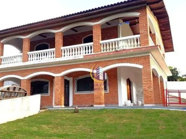Imagem: Casa com 6 Dormitórios À Venda, 347 M²