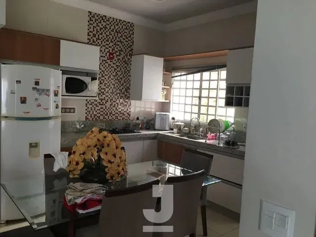 Imagem: Casa À Venda por 360.000,00 no Bairro Parque
