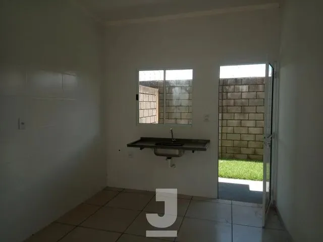 Imagem: Casa Térrea com 2 Quartos em Condomínio