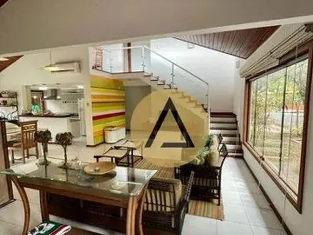 Imagem: Casa com 5 Dormitórios para Alugar, 180