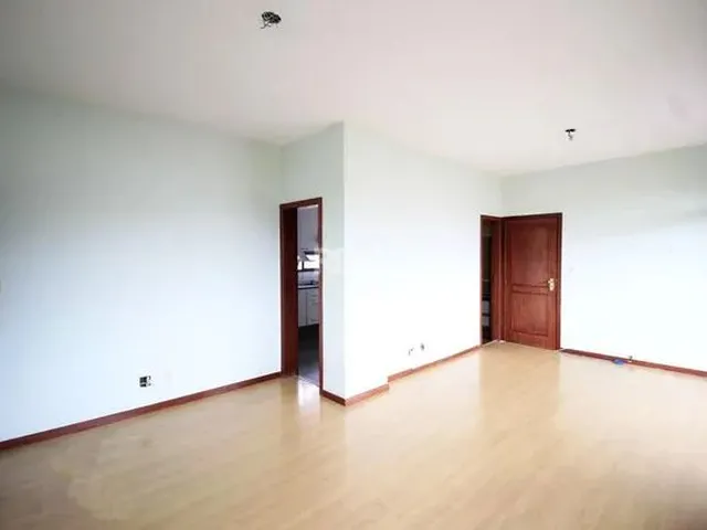 Imagem: Apartamento de 4 Quartos para Alugar, Próximo