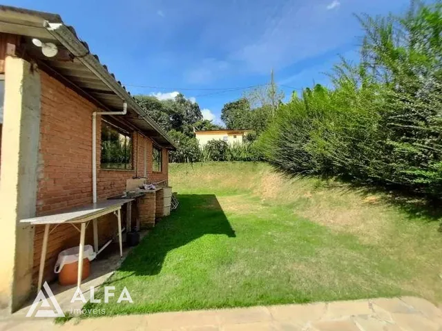 Imagem 2: Paraíso Rural: Sítio com Lagoa, Pomar, Piscina e Casa com 3 Dormitórios