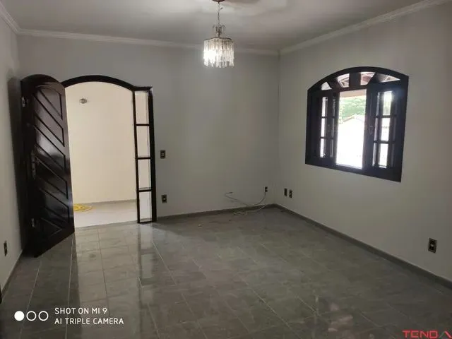 Imagem: Casa Terreá com Edícula 3 Dormitórios