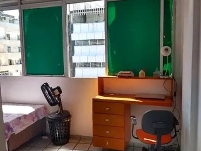 Imagem: Aluga-Se Quarto Compartilhado