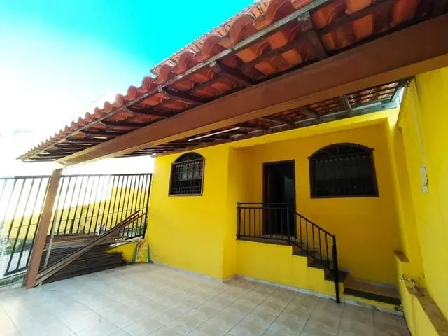 Imagem: Casa de 4 Quartos para Aluguel no Bairro
