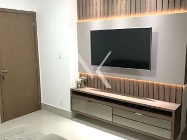 Imagem: O apartamento possui 2 Dormitórios, 1 Suíte, 2 Banheiros,
