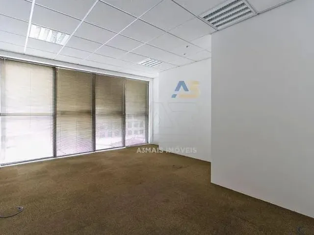 Imagem: Ótima Sala Comercial no Centro de Curitiba!