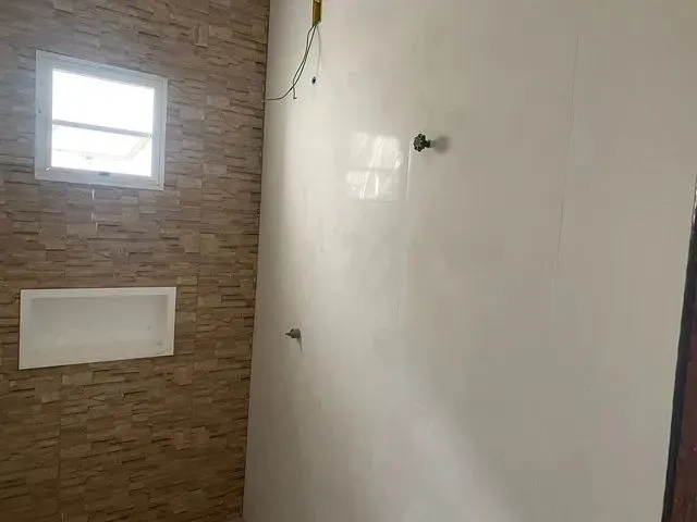 Imagem 9: Casa para Venda Tem 80 Metros Quadrados com 2 Quartos em Centro - Salinas - Mg