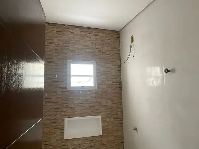 Imagem 7: Casa para Venda Tem 80 Metros Quadrados com 2 Quartos em Centro - Salinas - Mg