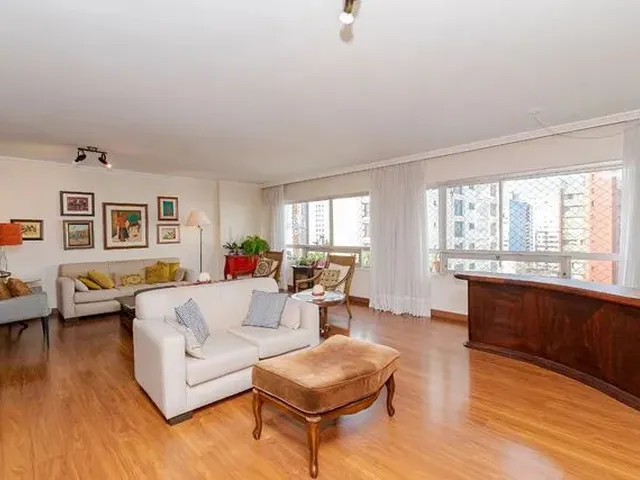Imagem: Apartamento com 4 Dormitórios À Venda