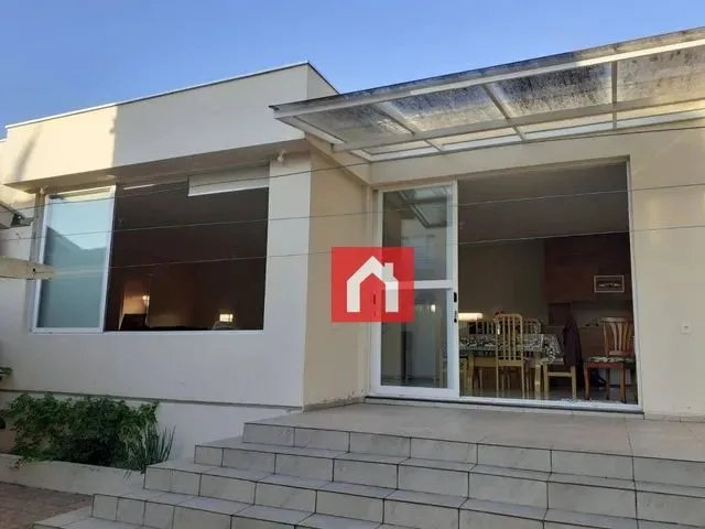 Imagem 13: Casa com 2 Dormitórios À Venda, 258 M² por R$ 1.300.000,00 - Universitário