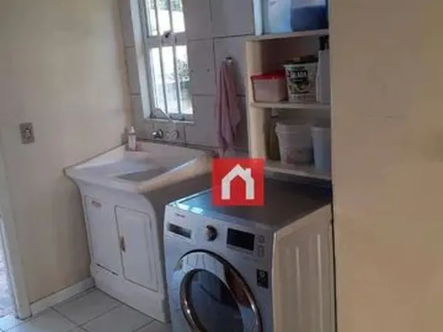 Imagem 4: Casa com 2 Dormitórios À Venda, 258 M² por R$ 1.300.000,00 - Universitário
