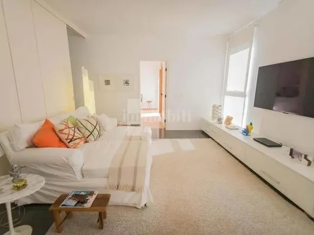 Imagem 3: Linda Residência Moderna, Impecável e Confortável na Granja Viana