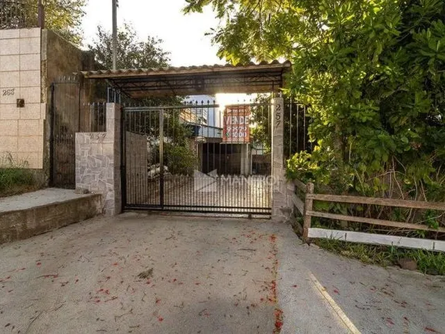 Imagem: Casa com 4 Dormitórios À Venda, 180 M²