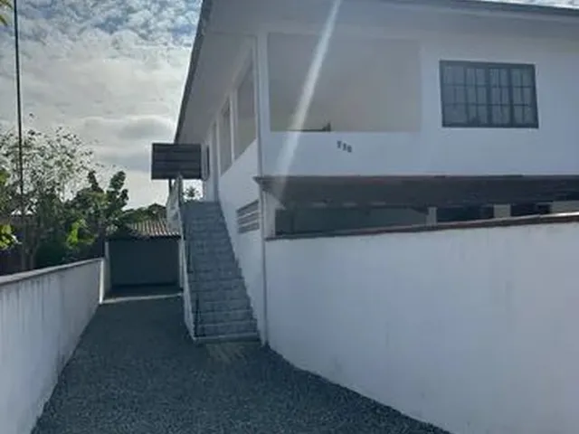 Imagem: Alugo Casa Saguaçu