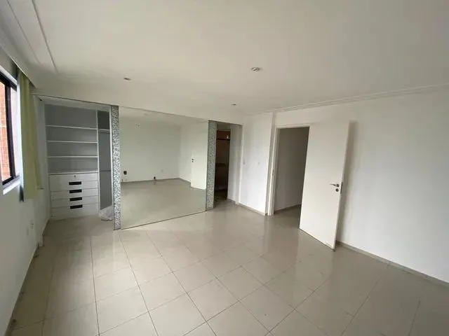 Imagem 2: Apartamento na Orla de Petrolina no Edifício Chateau Lafite. Imóvel Recém-Reformado