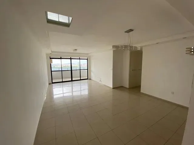 Imagem 12: Apartamento na Orla de Petrolina no Edifício Chateau Lafite. Imóvel Recém-Reformado