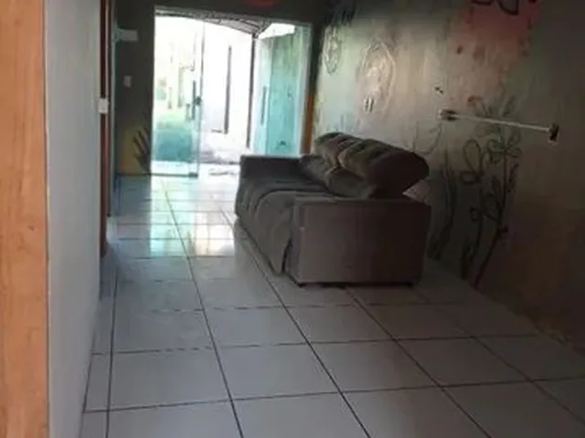 Imagem 2: Alugo Casa. Área de serviço, 1 Vaga na garageme3 Dormitórios