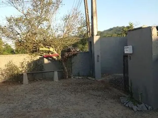 Imagem 5: Alugo Casa. Área de serviço, 1 Vaga na garageme3 Dormitórios
