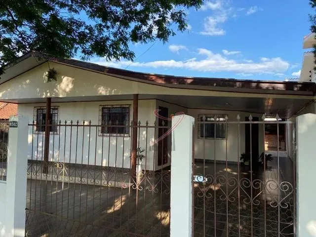 Imagem: Casa com 4 Dormitórios para Alugar, 185