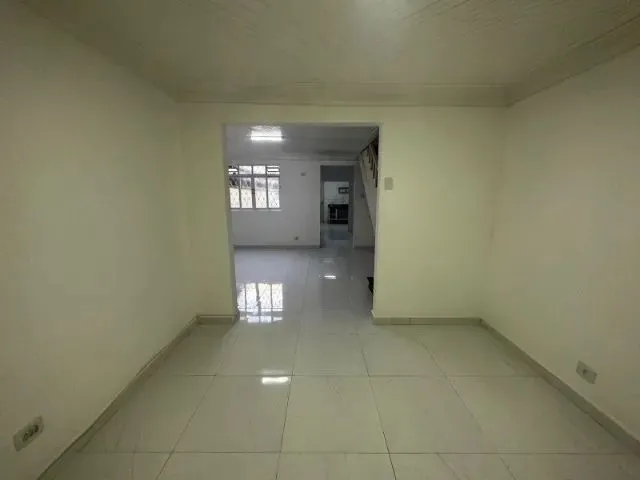Imagem 8: Casa 2 Dorms com Edícula - Seguro Fiança